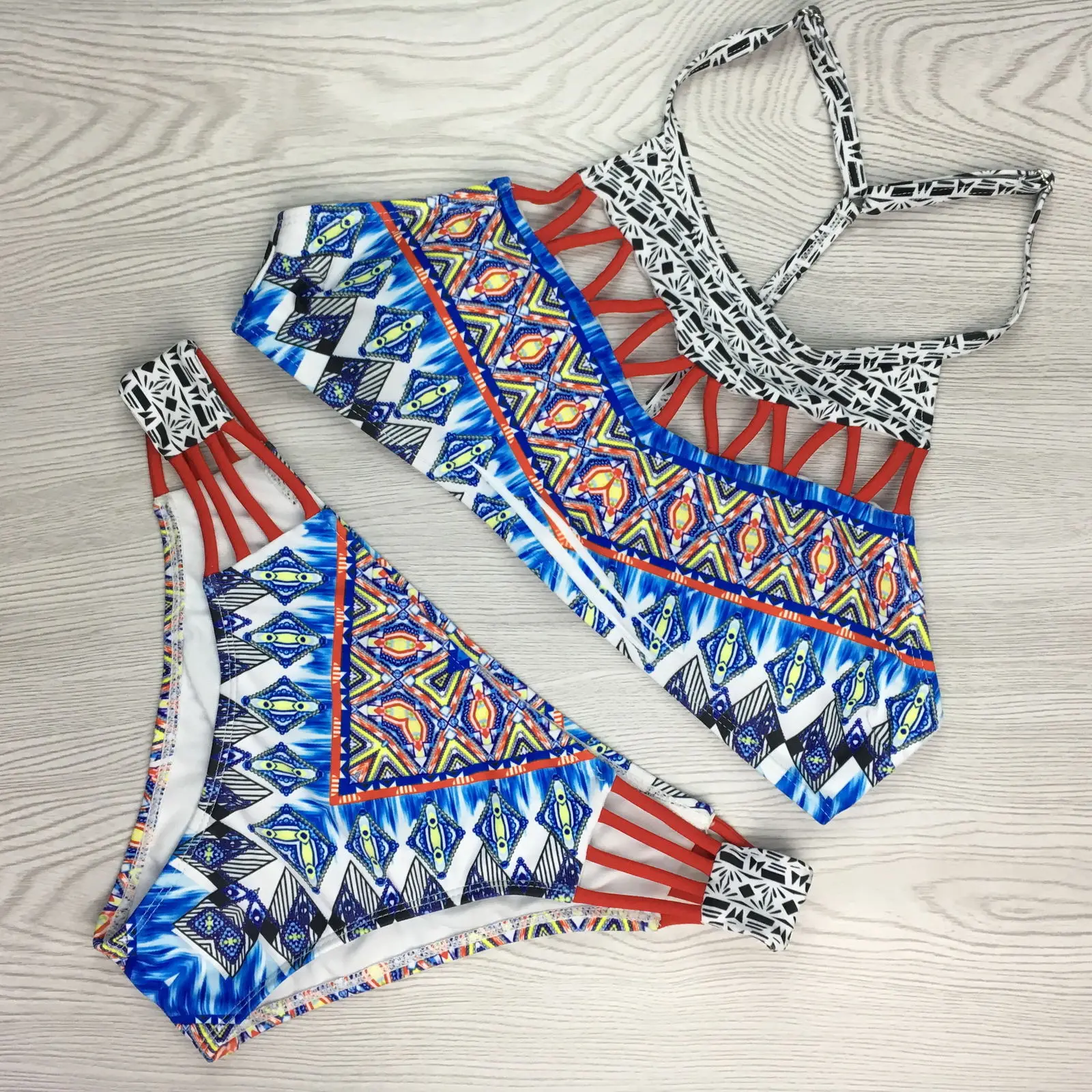 

Summer new sexy Women Bikini Set hollow out printed Push Up Padded Bra bikini set Swimwear Swimsuit Bathing Beachwear swimming