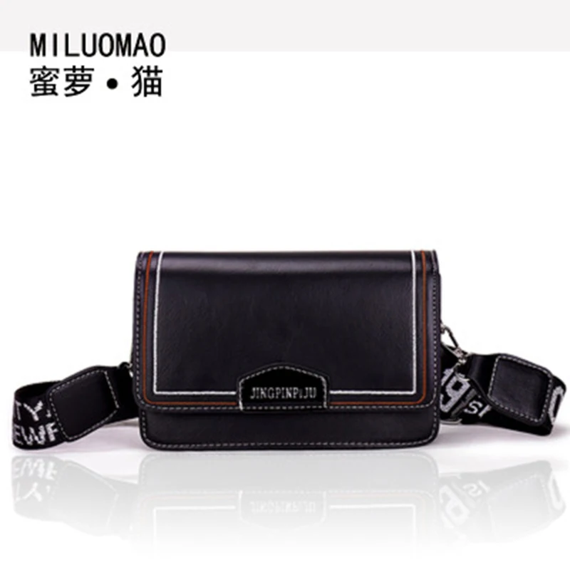 

2019 new autumn women's bag retro wild belt buckle small square bag ladies shoulder diagonal bag fashion style series ladies bag
