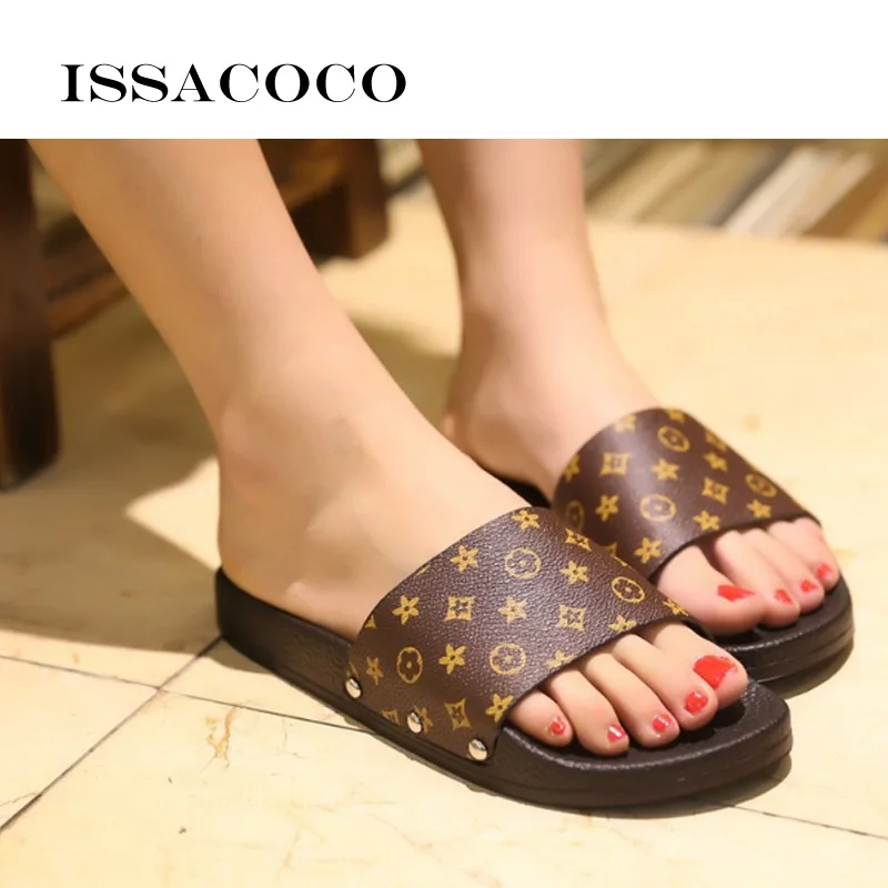 

ISSACOCO Women Slippers Women Summer Flat Floral Non-slip Slippers Women Flat Home Printing Slippers Beach Flip Flops Pantuflas