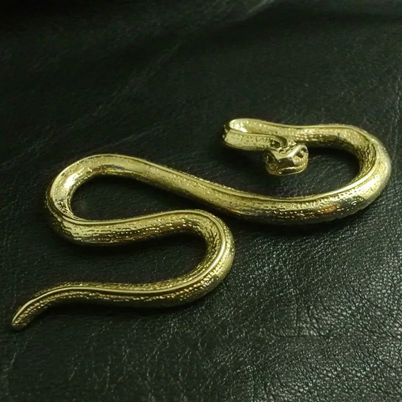 

Snake Keychain Men Jewelry Chaveiro Vintage Llaveros Sleutelhanger Llaveros Charm Birthday Gift Key Ring Accessories Porte Clef