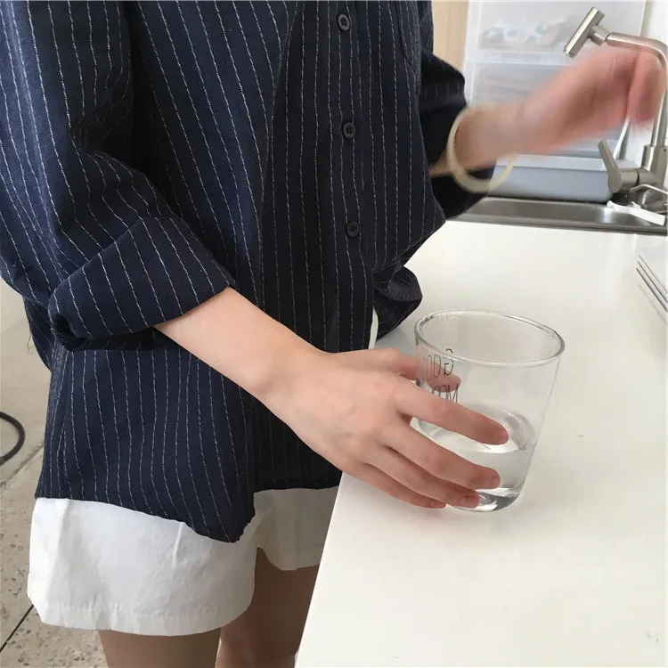1 (16)