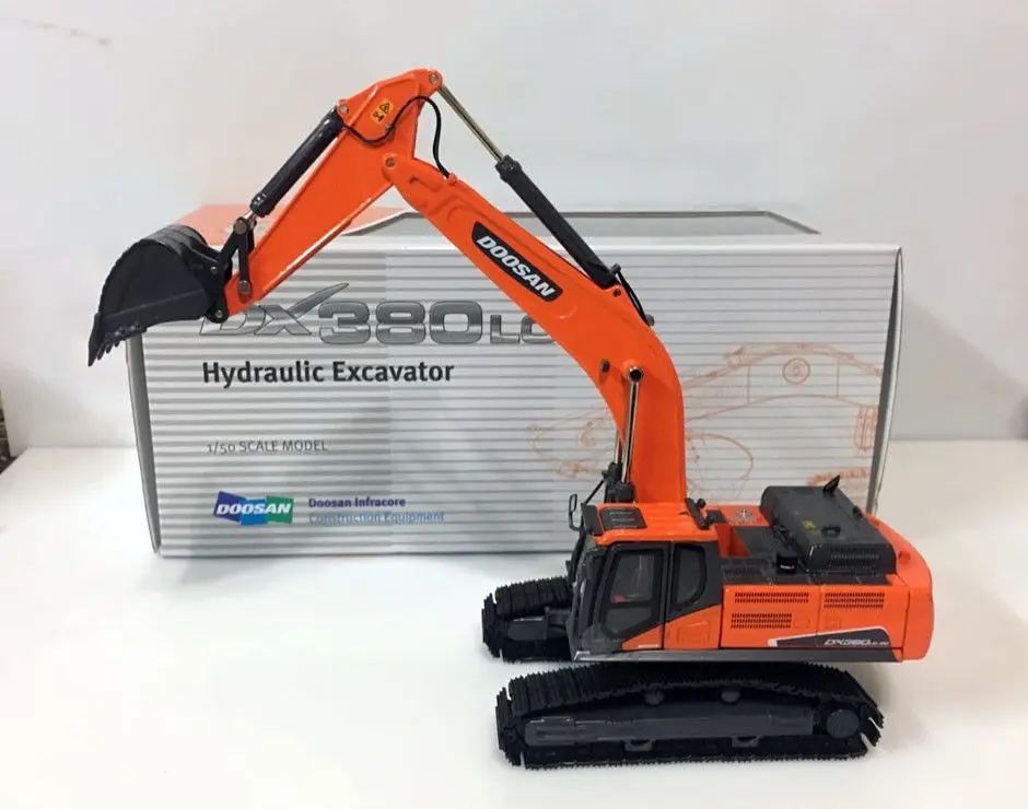 

Rare Diecast Model Toy Decoration 1:50 Doosan DX380LC-9C Hydraulic Excavators Construction Machinery Toy for Collection,Gift