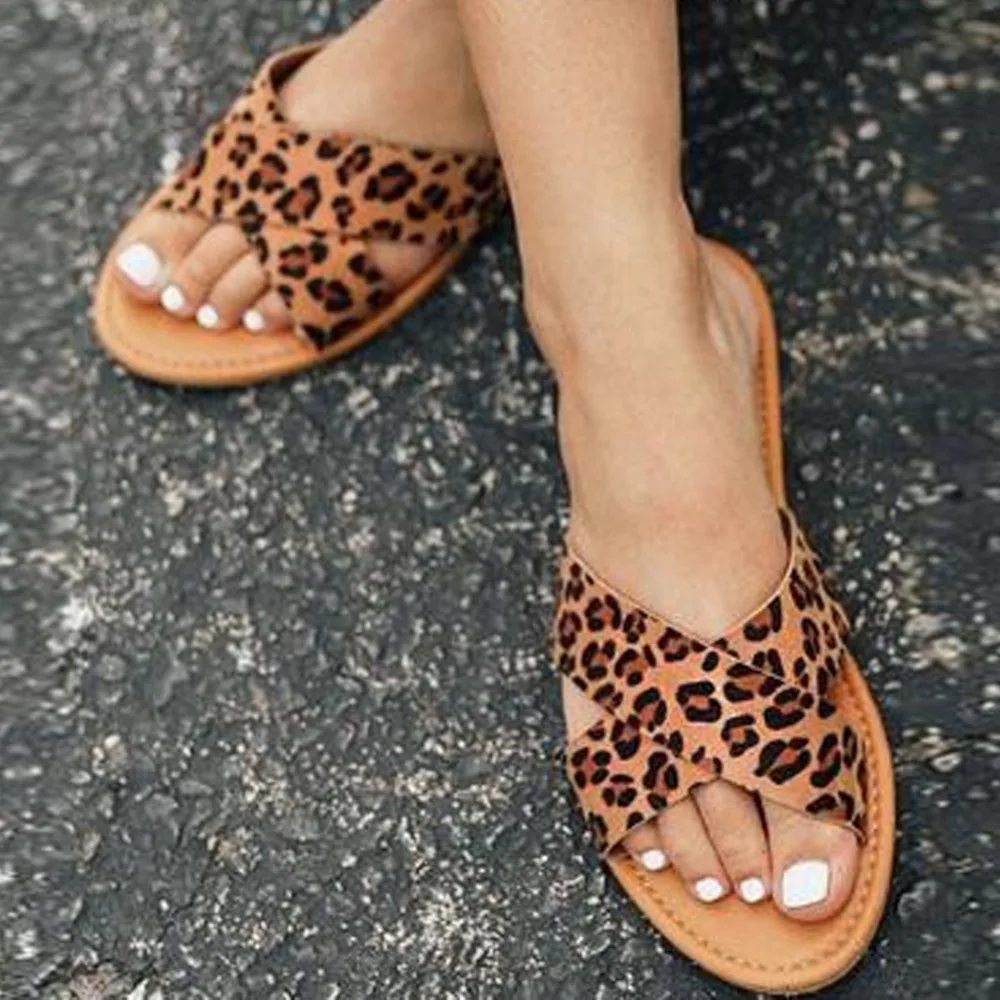 

2019 New leopard Slipper Women's Flat Cross Belt Slip On Beach Sandals Roman Shoes Slippers chanclas mujer @9