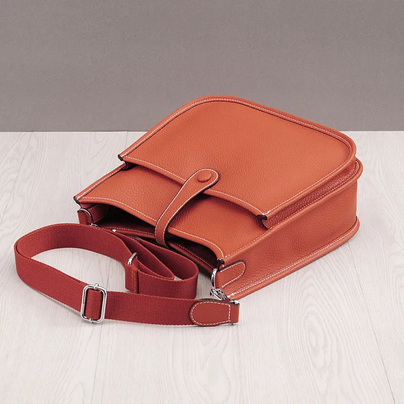 Genuine Leather Women Fashion Bucket Messenger Bags Luxury Cow Real Leather Shoulder Bag for Ladies Handbag Small Purse 2019 New Genuine Leather Women Fashion Bucket Messenger Bags Luxury Cow Real Leather Shoulder Bag for Ladies Handbag Small Purse 2019 New