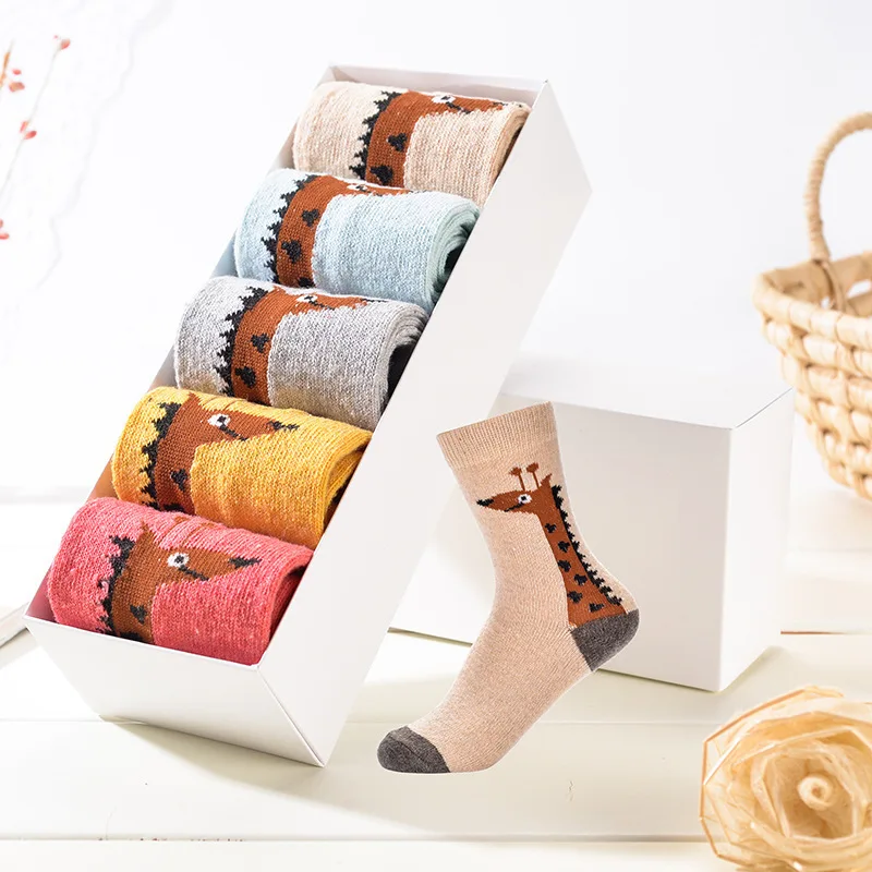 PEONFLY шерстяные забавные Женские носочки, милые носки с жирафом, осенне-зимние теплые носки с героями мультфильмов, женские носки kawaii, 5 пар/лот