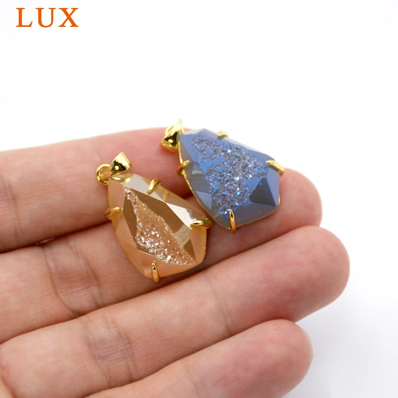 Природный druzy geode кулон Радуга каплевидной формы зубец седений украшений позолота ободок Агаты drusy очарование Boho дизайн