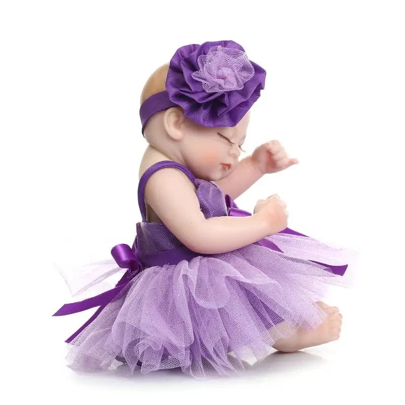 

Hot 9" Silicone Reborn Baby Dolls Newborn Dolls Educational Toys for Girls,Dolls Reborn Babies Sleeping Doll with Purple Dress