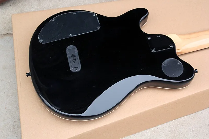 Фабрика 4-струнная черный электрическая бас-гитара с черным оборудования, гриф из красного дерева, белой окантовкой тела, предложение по индивидуальному заказу