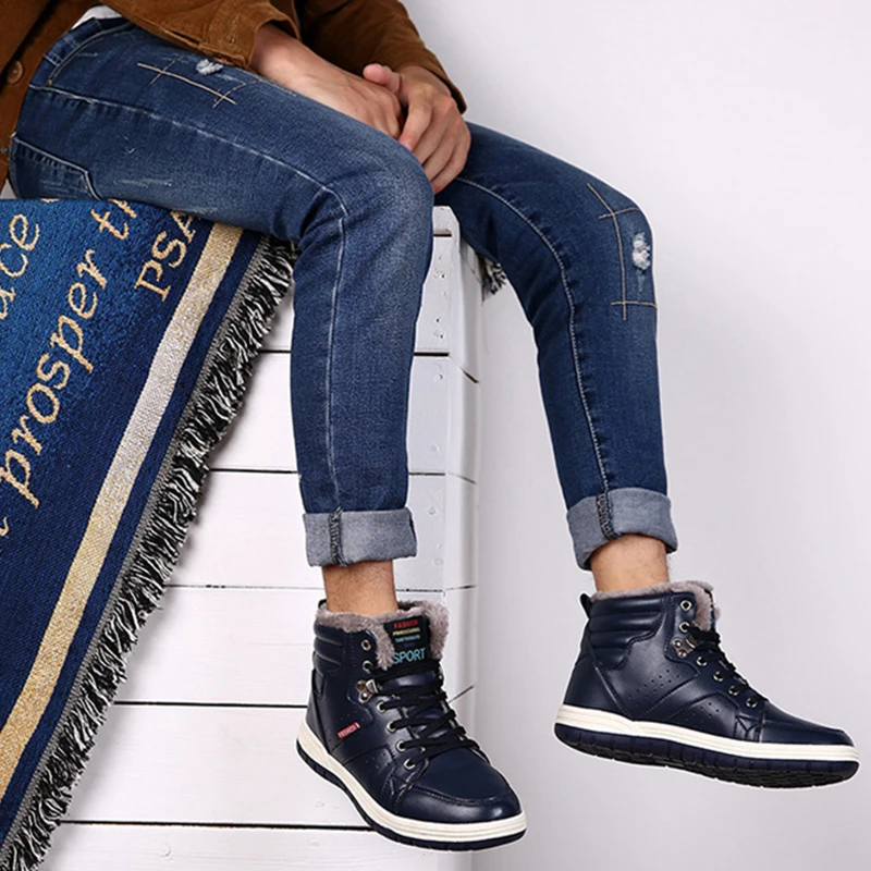 Winter Männer Schuhe Warme Schnee Stiefel Männer Wasserdichte PU Military Stiefel Mode Baumwolle Schuhe Gleitschutz Stiefeletten Zapatos De Homre
