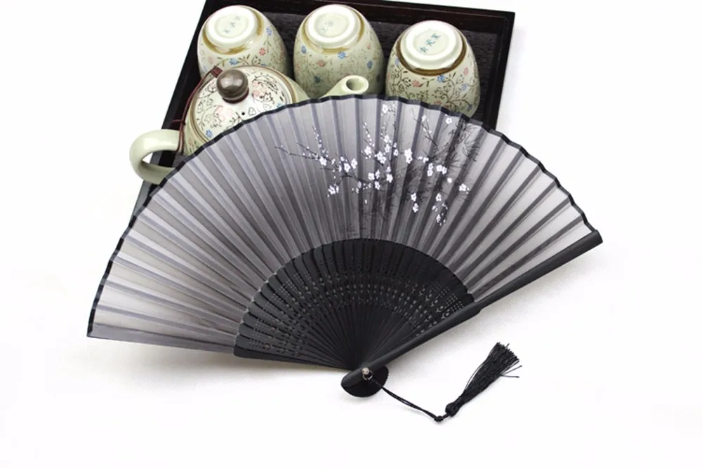 Bamboo-Chinese-Japanese-Held-Silk-Hand-Folding-Asian-Pocket-Fans-With-Tassel-Personalized-Bamboo-Fan-of-Wedding-Decoration-HG0216 (12)