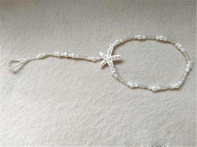 fashion-pearls-barefoot-beach-sandals-for
