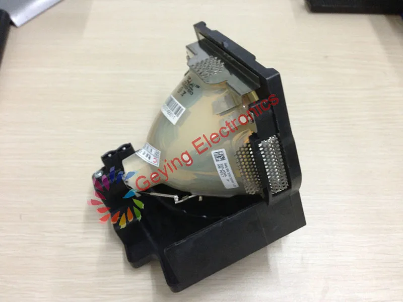 

original beamer Lamp POA-LMP39 for PLC-EF31L / PLC-EF31N / PLC-EF31NL / PLC-EF32 / PLC-EF32L Dukane ImagePro 8945 / 9058