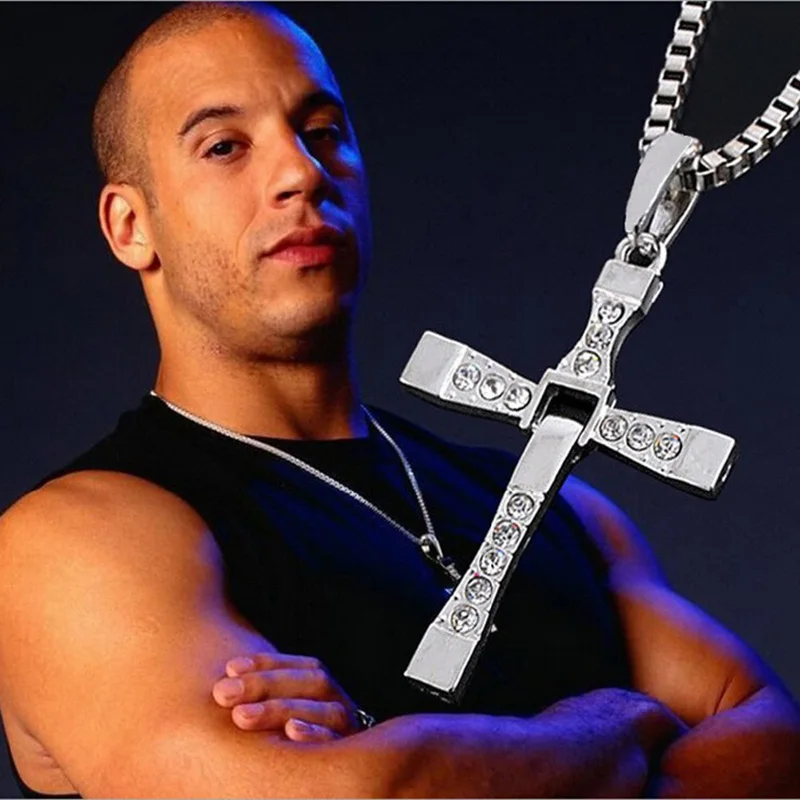 2017-New-Male-Necklaces-Pendants-Fashion-Movie-jewelry-The-Fast-and-The-Furious-Toretto-Men-Classic
