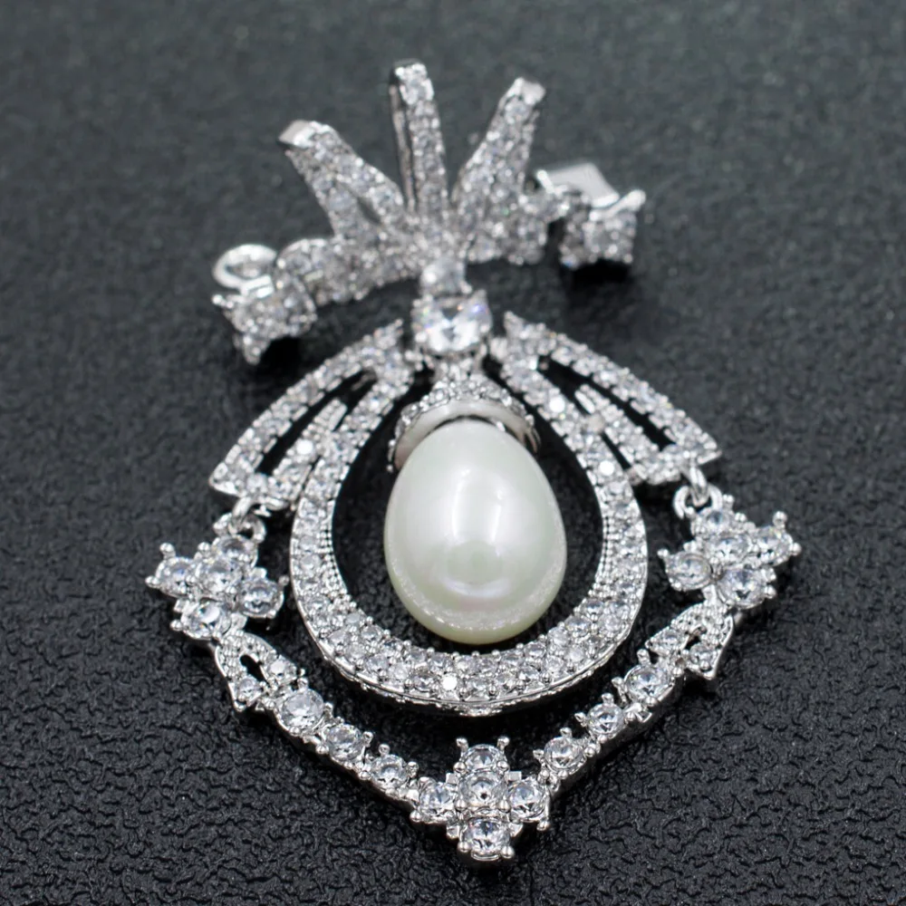 Silver Tone Cubic Zirconia Royal Brooch Pin Broach Women Girl Dress Jewelry Accessories HX00149