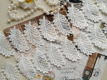

Ivory Lace Trim, Leaf Appliques, White Venice Lace, Embroidered Leaves Lace Fabric 5 Yards