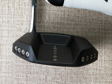 

ORONE 4# black Side hole Golf Putter Clubs 32/33/34/35/36Inch Steel shaft With Head Cover