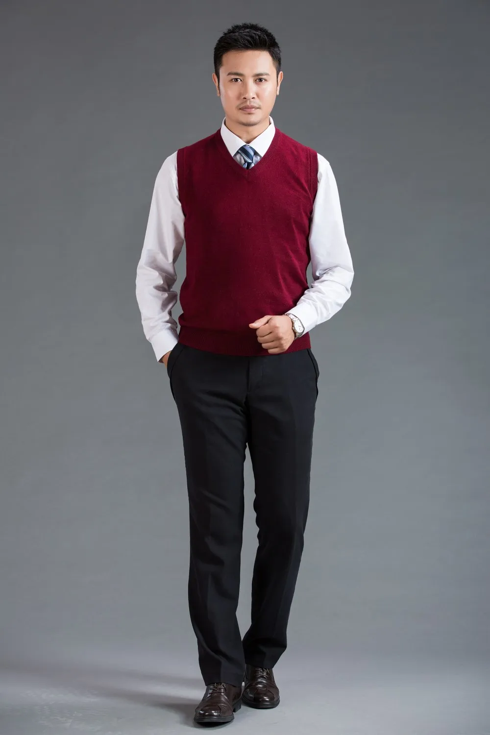 Высокое качество Для мужчин S v-образным вырезом шерстяной свитер жилет Осенняя одежда года Для мужчин Повседневное одноцветное Цвет без рукавов кашемировый свитер