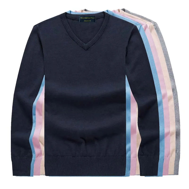2019 New autumn and winter men's V-neck pure color casual black warm sweater men's slim fit brand 100 % pure cotton knitted top