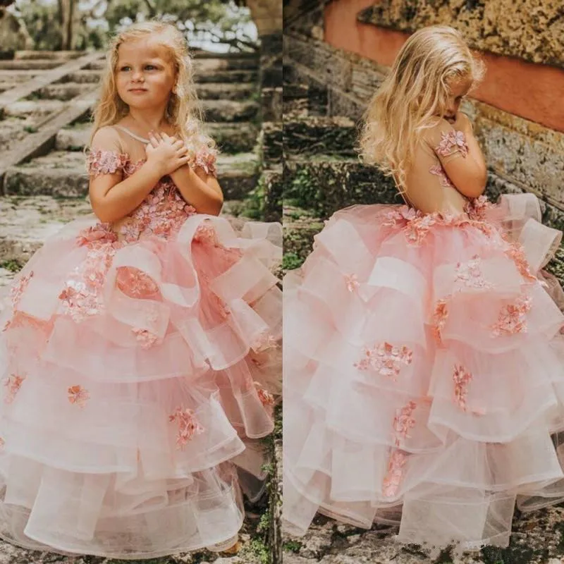 

Luxury 3D Floral Appliques Tiered Tulle Flower Girl Dress For Wedding Customized Princess Dress Illusion Back Short Sleeves Long