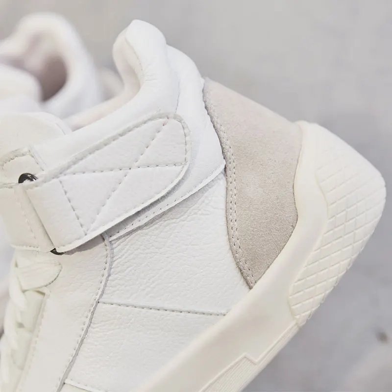 الفاخرة العلامة التجارية حذاء مسطح المرأة جلد البقر عارضة تنفس مريحة أحذية تزلج Zapatos دي موهير السيدات حذاء أبيض