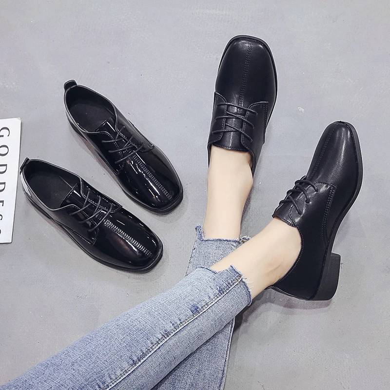 New Black Sneakers Women Shoes Oxfords Female Loafers Flats Patent Leather Slip on Platform Shoes Woman Lace Up Ladies Shoes