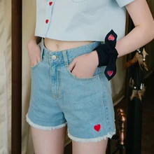 Летние новые женские джинсовые шорты милые модные шорты с вышивкой в форме сердца шорты с высокой талией синего цвета с кисточками размера плюс на молнии