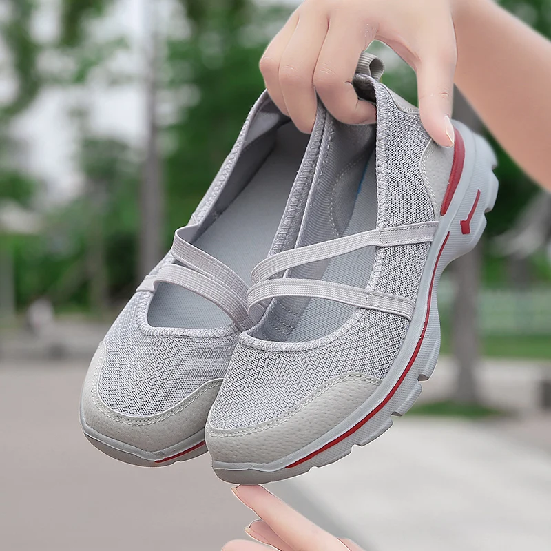 Summer Woman Zapatos Mujer Walking Shoes Loafer Sneaker Sport Loafer City Jogging Flat Adult Shoes Red Color Summer Woman Zapatos Mujer Walking Shoes Loafer Sneaker Sport Loafer City Jogging Flat Adult Shoes Red Color