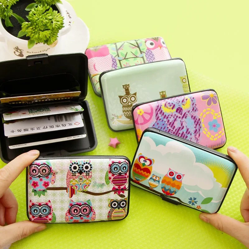 

1 pcs Card Holder Brand Casual cartoon Women children Cards Men Card Pack CardHolder Snap button Credit Card Holder