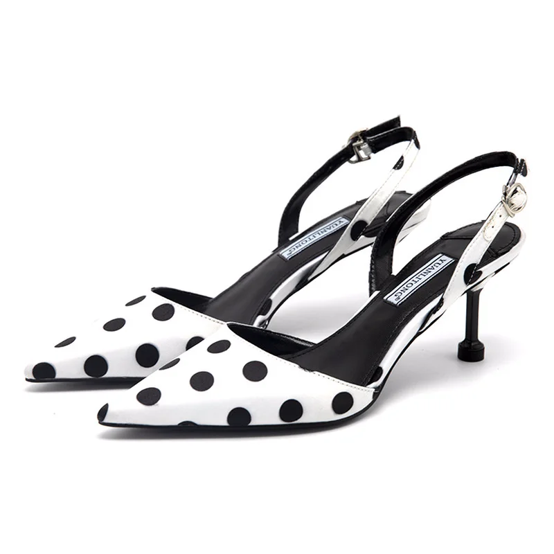 

New Clear Heels High-heeled Women's Flat-Headed Sandals for the Summer of 2019