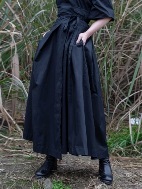 

Spring SS Dark Medieval Style Wrinkle Belt Peng Skirt High-waist Half-length Skirt J201903000221