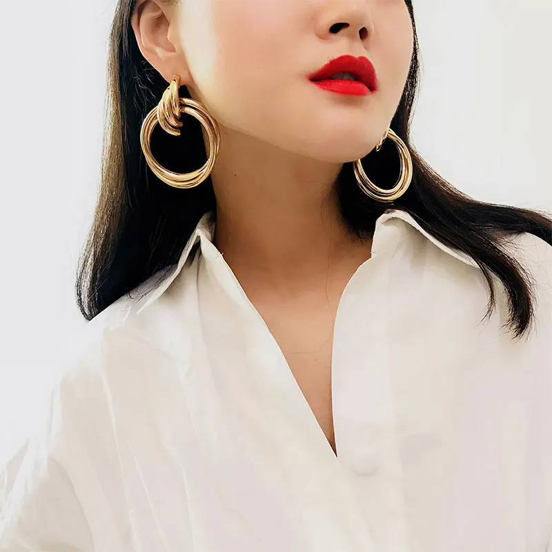 

Women Golden Matte Earrings Korean Drop Earrings Loop Ladies Large Round Dangle Earrings Statement Female Imitation Jewelry