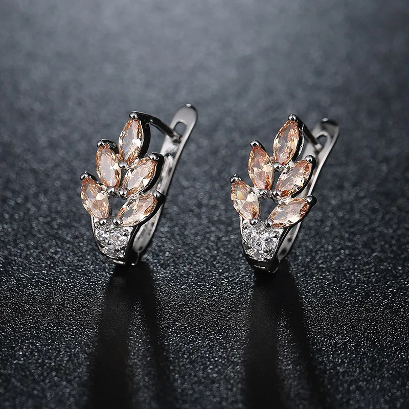 

Bilincolor english lock champagne fashion leaf small earrings for women