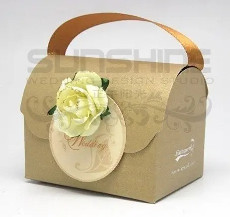 wedding favors candy box gold color gift box wedding gift nh 044