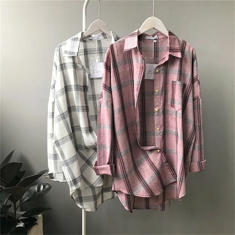 Pink women plaid blouse shirt 2019 SpringWomen Office Air Conditioner Blouse Shirt Female Loose Outerwear Casual Pocket Shirts (3)