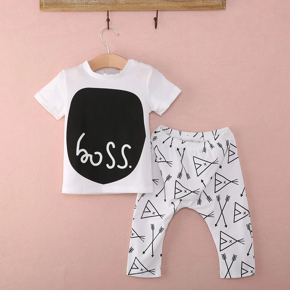 Новая летняя Милая Одежда для мальчиков хлопковая футболка с короткими рукавами и надписью «Boss» для маленьких мальчиков, штаны милый комплект одежды для маленьких мальчиков, комплект одежды