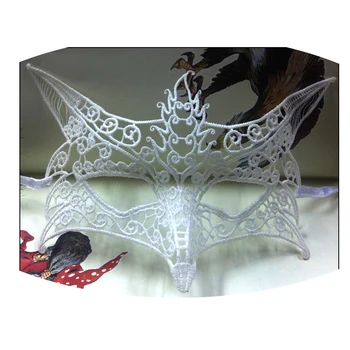 

2017 Classic Style 1Pc Sexy Lady Lace Masks Cutout Eye Masks for Halloween Masquerade Party Fancy Dress Costume Fox Shape