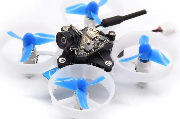 FPV камера BETAFPV Z01 AIO 5 8G 40CH 25mW передатчик для крошечного Whoop лезвия индуктивности и т.