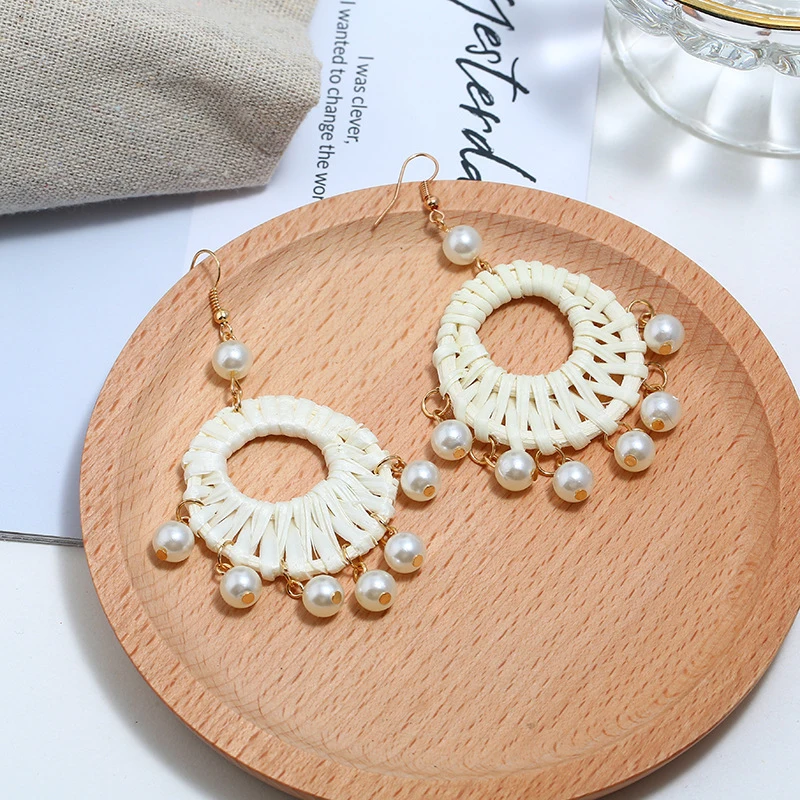 

Bohemia Handmade Straw Rattan Knit Dangle Earrings Fashion Imitation Pearl Pendant Tassel Earring For Women Girl Wedding Jewelry