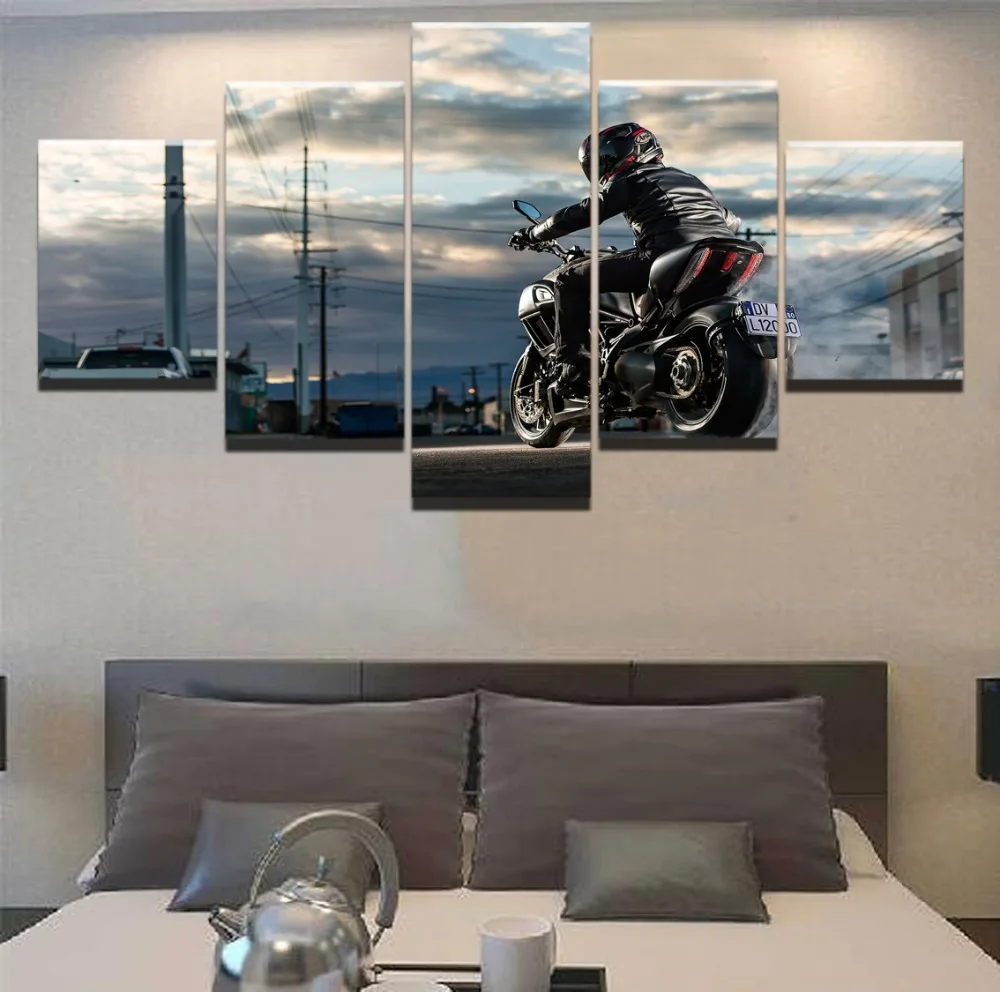 

Motorcycle and Man painting on canvas Modern Decor HD Print Painting 5 Piece Canvas Art painting poster Painting Canvas Room
