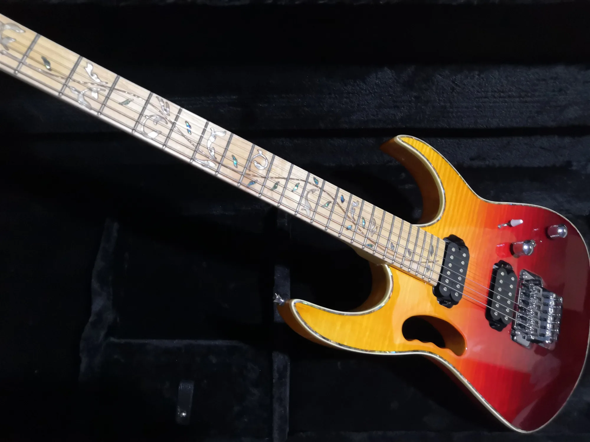 

Custom Red electric guitar banez Rosewood fretboard Chrome hardwares HH Pickups,customized!IB-27