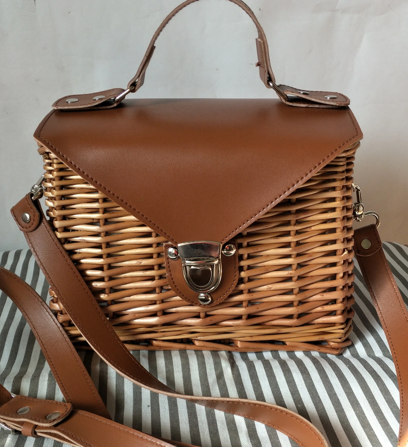 

famous brand bag for women2018 bali body bamboo handbag straw embroidered wicker bags beach designer spain rattan bag sac a mai