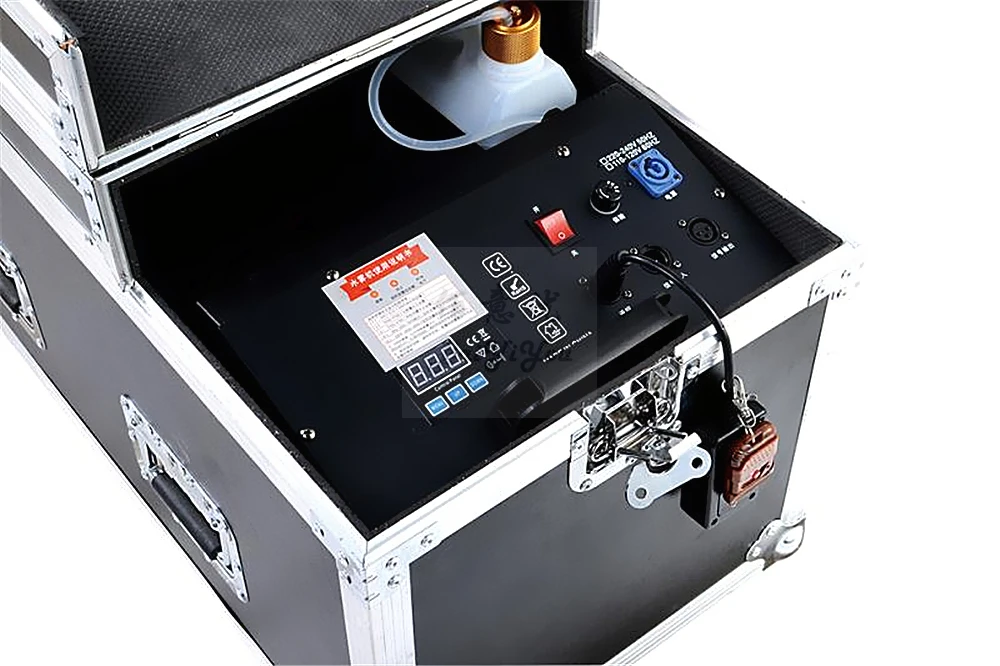 Small Case Fog Machine04