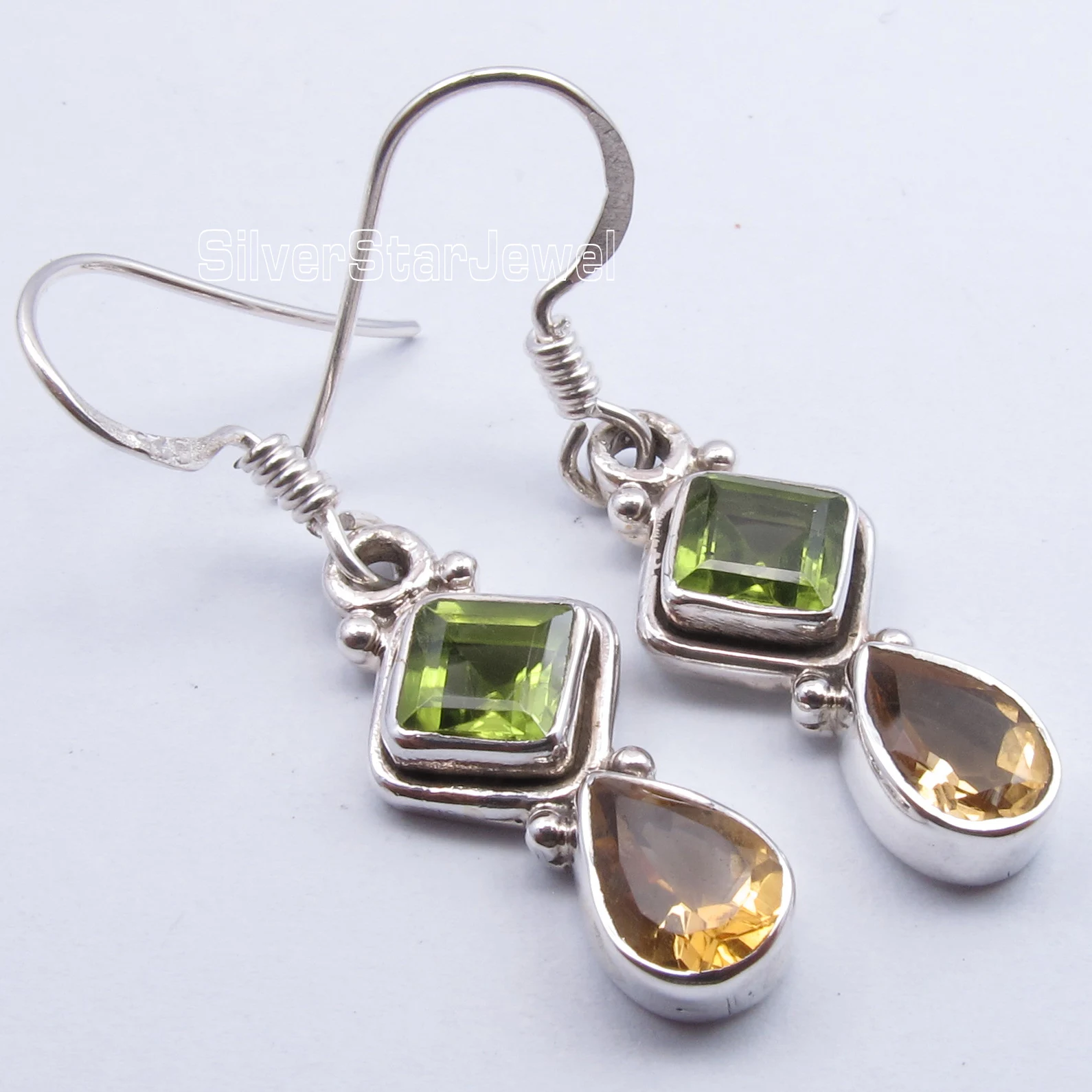 

Chanti International Silver PERIDOT & Citrines 2 Stone Dangle Earrings 3.5CM 3.8 Grams