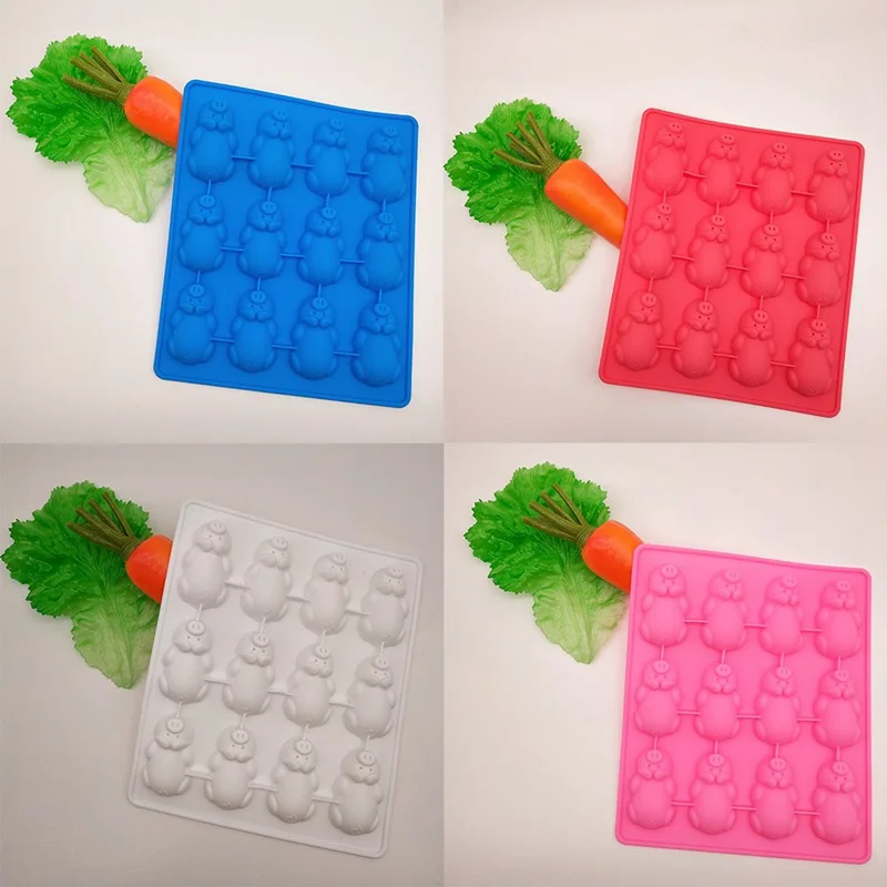 Pigs In A Blanket Silicone Baking Mold 3d Mobi 12 Little Pigs In A