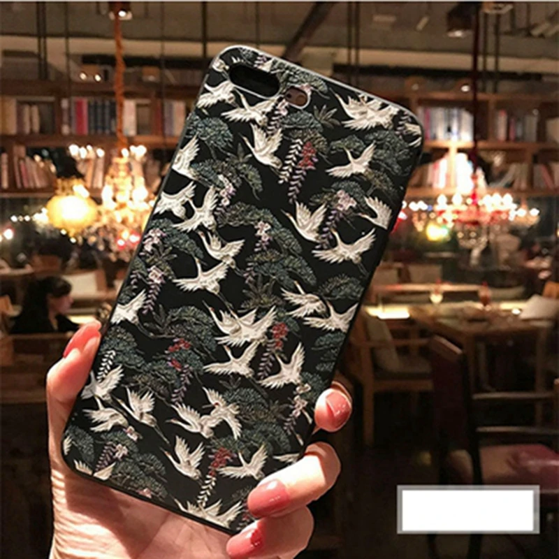 

Chinese Style Embossed Painted Phone Cases For iPhone 7 6s 6 Plus 8 Plus 10 Case Retro Pattern Lovers Case For iPhone Xs Max Xr
