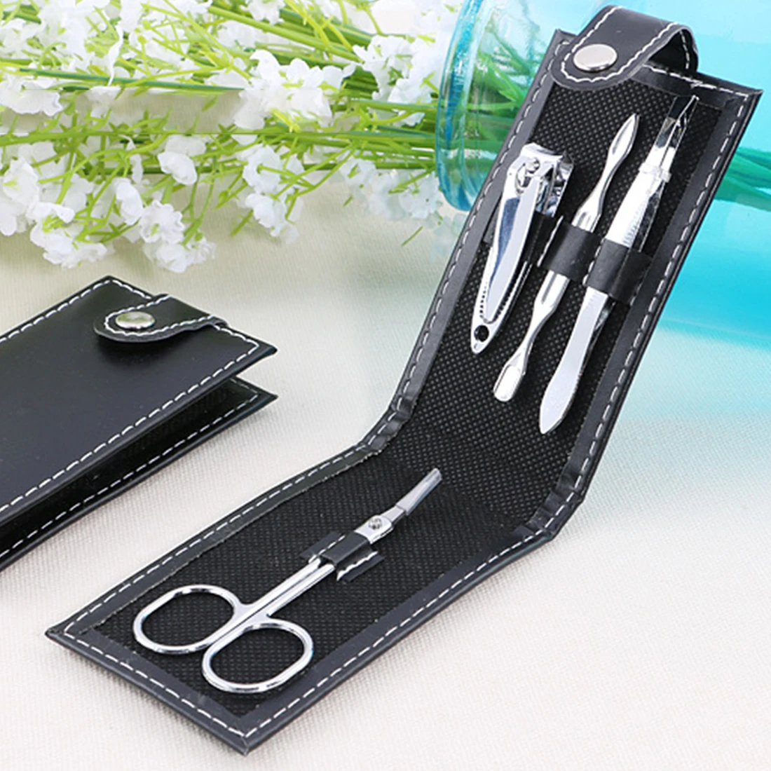 

TOP 4Pcs/set Nail Clippers Scissors File Tweezers With PU Case Mini Nail Manicure Tool Set High Quality Nail Care Kits