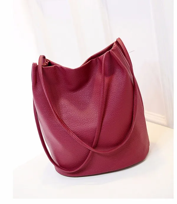 WOMEN MESSENGER BAGS (10)