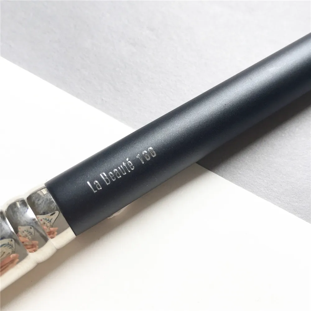 La Beaute 168 Angled Contur Brush _ 5
