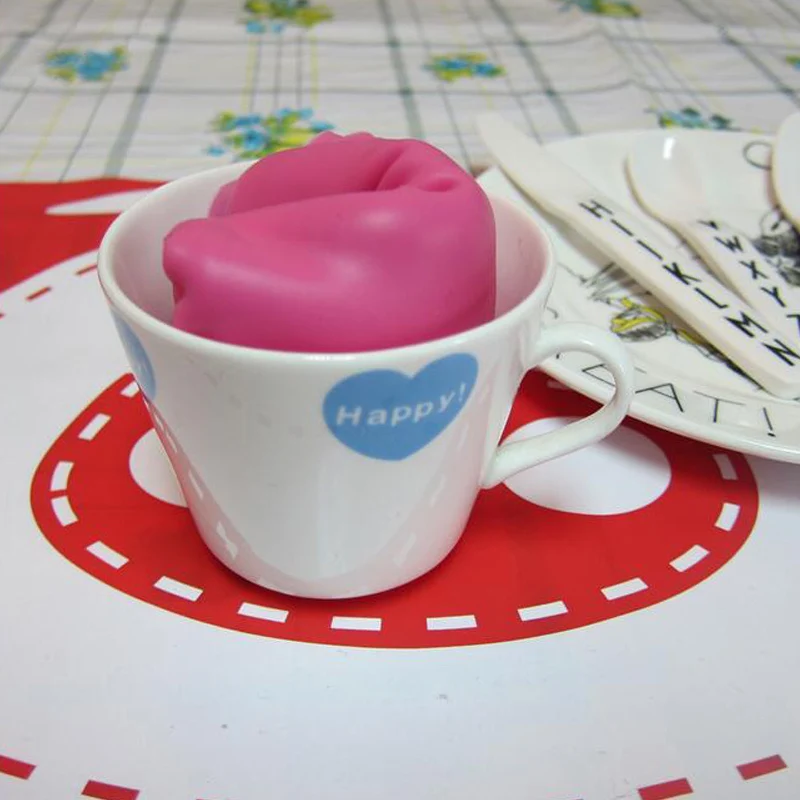 Silicone Pad Children Dinning Placemats For Table Baby Cartoon Pig Non-slip Kitchen Table Mat Table Decor Accessories 40*30CM Silicone Pad Children Dinning Placemats For Table Baby Cartoon Pig Non-slip Kitchen Table Mat Table Decor Accessories 40*30CM