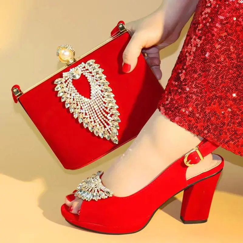 V246 RED-